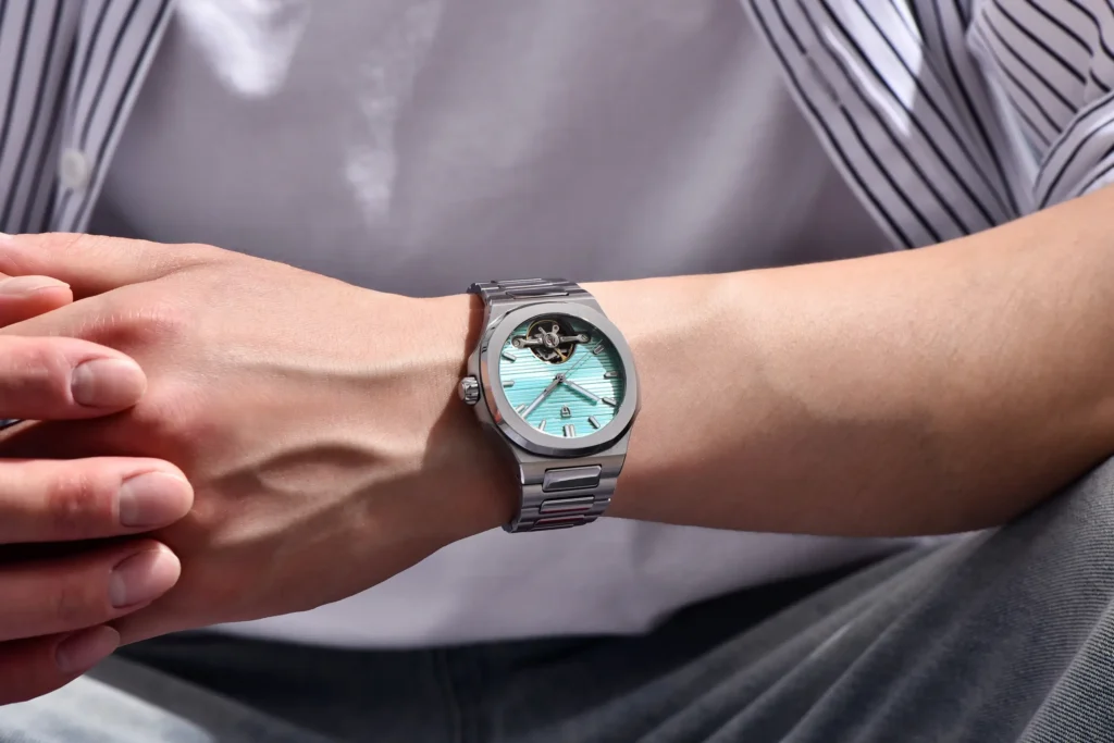 High quality integrated stainless steel bracelet of Pagani Design