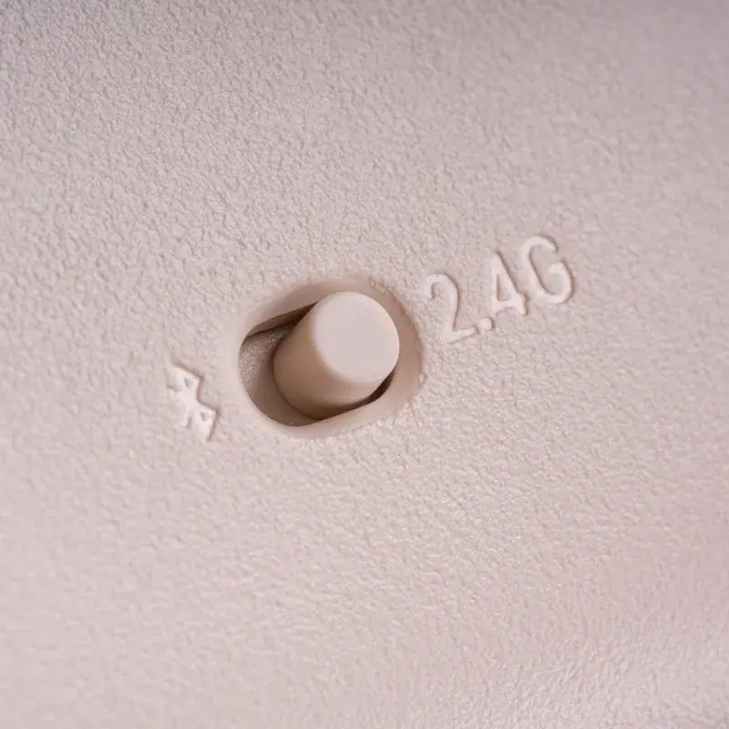 8BitDo Ultimate 2C 2.4G and Bluetooth mode toggle